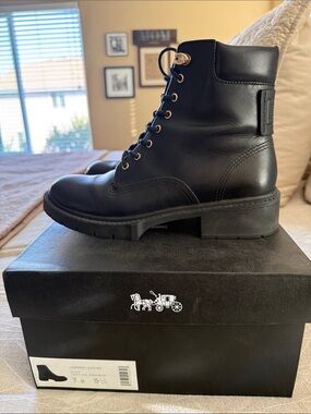 Coach Women’s Lorimer Lace-Up Combat Boots size 7 NWT